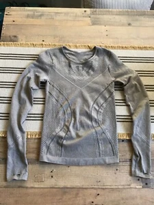 Alo Tan Yoga Tight Compression Workout Top - Picture 1 of 6