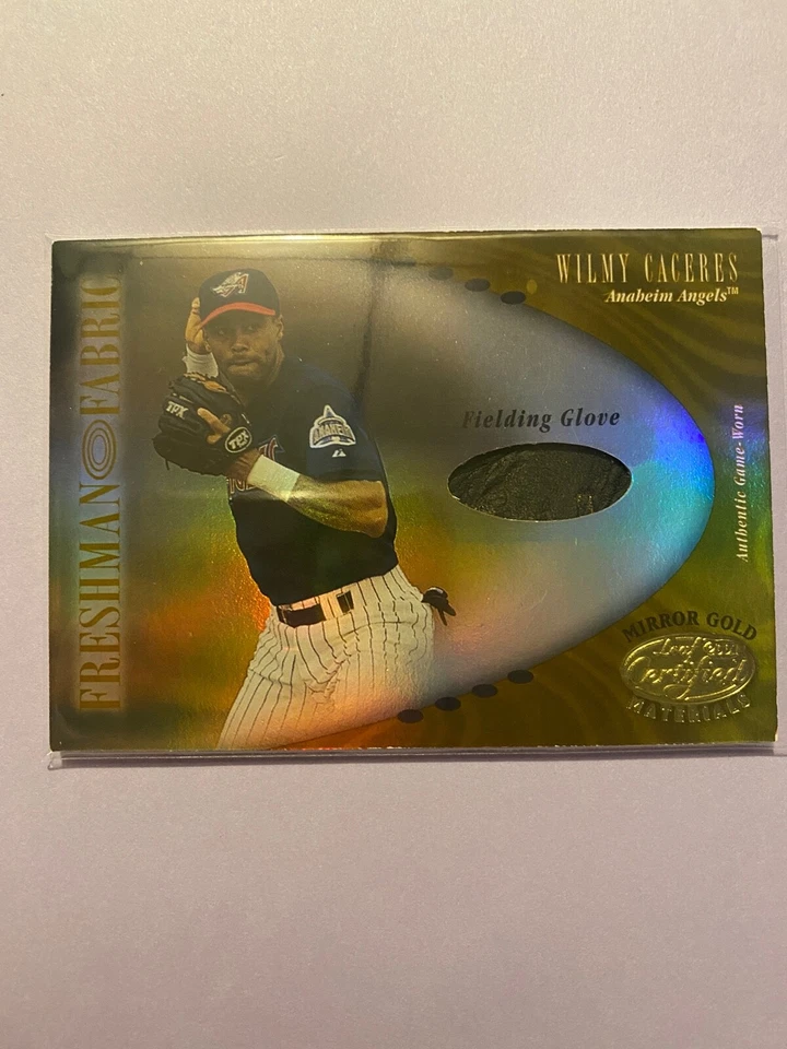 A28,376 - 2001 Leaf Certified Materials Gold #154 Wilmy Caceres FF Glove/25 - Image 1 of 1