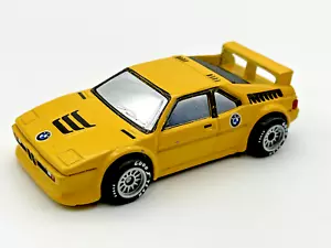 Matchbox World Class Giallo 1981 BMW M-1 Real Riders Pneumatici Gomma Gialli Come Nuovi - Foto 1 di 6