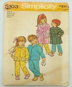 Pijama y bata Simplicity Sewing Pattern 5103 niño talla 6 1972 sin cortar completo - Imagen 1 de 3