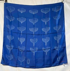 Louis Vuitton Stark 1991 America's Cup blau Seidentuch - Boote Rumpf Design - Bild 1 von 10