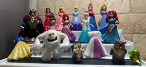Disney Princess Magic Clip Polly Pocket Dolls Frozen dress Lot Little Kingdom - Picture 1 of 14