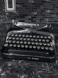 Vintage 1940s Remington Rand Typewriter Deluxe Model 5 Black With Case Tested - Picture 1 of 17