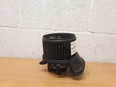 Vauxhall Corsa 2013-2017 HEATER BLOWER MOTOR 501630100 - Image 1 of 4