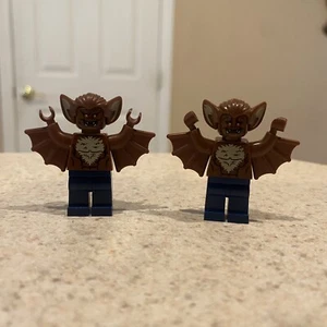 LEGO Man-Bat Minifigure DC Super Heroes 76011 70905 X2 Great Condition! - Picture 1 of 2
