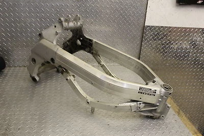 Honda Interceptor 750 1997 VFR750F cuadro chasis SLVG (S)  Foto 1 de 4