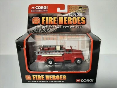 Camion pompier 1953 Mack B Open Pumper - Philadelphia, PA - CORGI - Photo 1/4