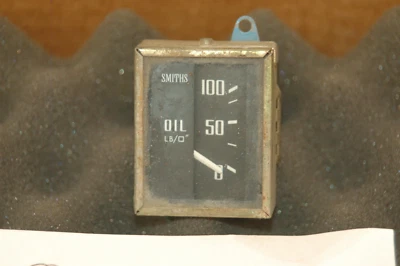 MGB Oil Pressure Gauge. Smiths BP 1200/02.   MGB & MGBGT  1968-1971 - Image 1 of 3