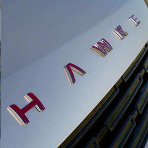 HAWKE Cromo Rojo Relleno Bota Capó Letras Insignias 3D se adapta a SPORT L320 2010-2013 - Imagen 1 de 4