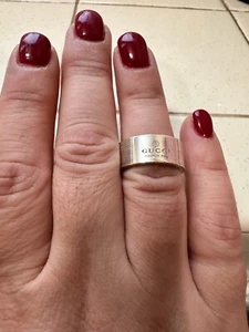 Gucci Sterling Silver Signature Band Ring Size 6 - Picture 1 of 3