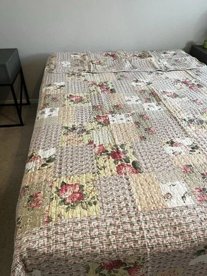 Edredón Vintage Shabby Chic Rosa Floral Rosas Completo/Reina Con 2 Fundas Foto 1 de 4