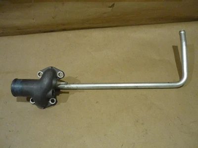 Ferrari 456.550 - Conducto de conexión de colector de agua con tubo - P/N 154198 Foto 1 de 4