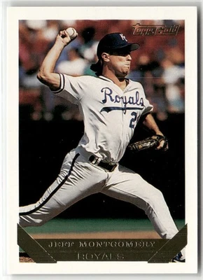 1993 TOPPS #130 JEFF MONTGOMERY GOLD KANSAS CITY ROYALS - Image 1 of 2