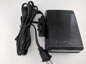 FOOT CONTROL PEDAL Bernina Sewing Machine 730,817,830,831 Solid State IC-based - Picture 1 of 4