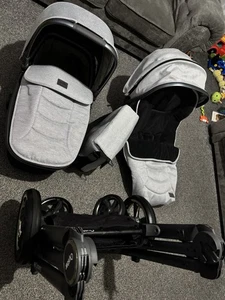 Babystyle Oyster 3 Grey Pram Stroller Carry Cot Travel System - Picture 1 of 3