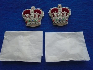 NEW PAIR ERII BRITISH HOUSEHOLD DIVISION MAJORS, EMBROIDERED BULLION RANK CROWNS - Picture 1 of 3