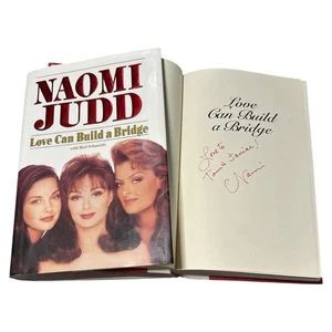 Naomi Judd († 2022) Signiertes Buch "Love Can Build a Bridge"! Country Star! - Bild 1 von 8