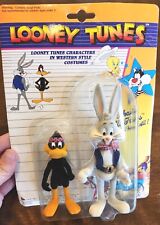 Vtg 1989 Looney Tunes Bugs Bunny Daffy Duck Western costume locked figure set