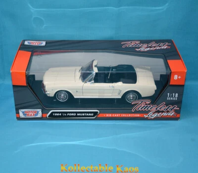 1:18 Motormax - Timeless Legends - 1964 1/2 Ford Mustang (Convertible) - White - Image 1 of 2