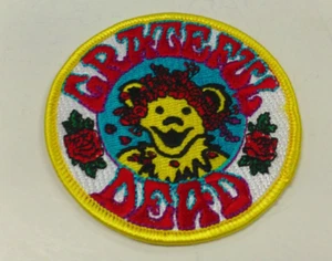 GRATEFUL DEAD YELLOW JERRY BEAR WITH RED ROSES EMBROIDERED PATCH - Picture 1 of 3