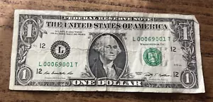 Currency $1 Fancy Serial Number - LOW NUMBER - L00069001 (Series 2009) - Picture 1 of 4
