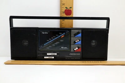 Radio portátil estéreo AM/FM modelo 2323CCL AM/FM de colección Soundesign Foto 1 de 4