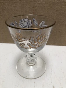 Juego de 4 copas de vino alemanas vintage rosas blancas y doradas 3 7/8" - Imagen 1 de 4