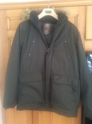 Nuevo Abrigo Militar Para Hombres XL Verde Hilado en Anillos Capucha de Piel Sintética Acolchado Forrado Foto 1 de 4