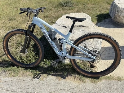 Trek Top Fuel Gen 3 9.8 GX AXS T-Type Mountain Bike - Plasma Grey Pearl, Medium - Image 1 of 4