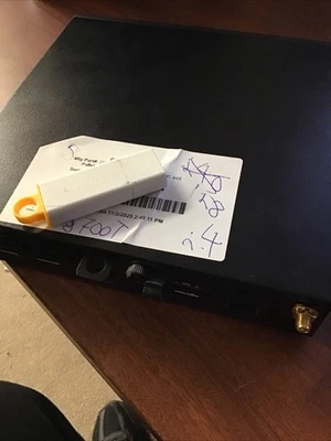 Micro PC Dell OptiPlex 5060 i7-8700T @2,40 GHz 8 GB RAM 128 GB SSD, sin sistema operativo Foto 1 de 2