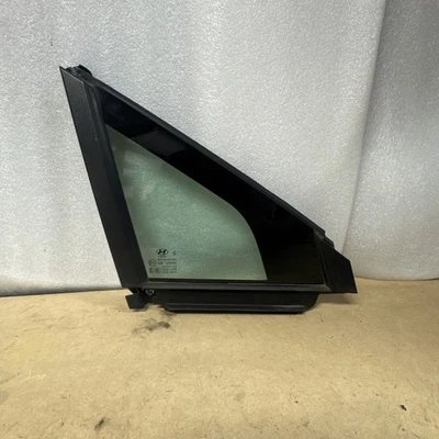 2019-2023 HYUNDAI SANTA FE FRONT RIGHT SIDE DOOR CORNER VENT WINDOW GLASS OEM Foto 1 de 4