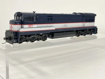 Atlas HO Scale Erie Lackawanna (NJ DOT) #3371 U34CH DC Powered - Image 1 of 4