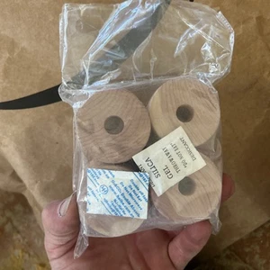 Household Essentials Red Cedar Wood Rings for Hangers (Brand New) - Picture 1 of 1