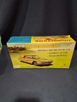 YONEZAWA FORD THUNDERBIRD LATTA TIN TOYS CM 28 MADE IN JAPAN - Immagine 1 di 4