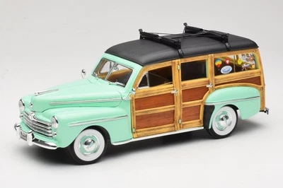 20028 Ford Woody Panel Wagon Mint Green Road Signature 1:18 - Immagine 1 di 4