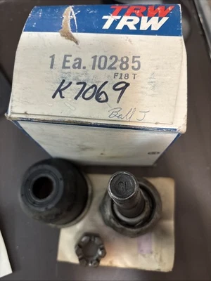 Cargador Coronet TRW 10285 RÓTULA INFERIOR MOOG CROSS K7069 1974-1978 Foto 1 de 3