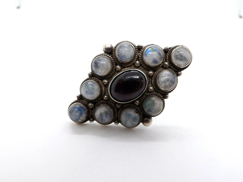 Vintage Silver Large Moonstone & Garnet Cluster Ring - Image 1 of 4
