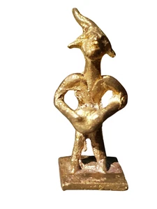 #13 antike? afrikanische Bronze Figur gelbguss Benin? Ashanti 6cm hoch - Picture 1 of 6