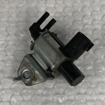  Electroválvula de control Nissan Pathfinder 2005-2025 OEM 14955-8J10A Foto 1 de 4