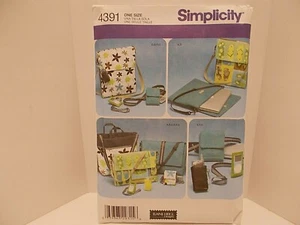 Simplicity 4391 Sewing Pattern for Bags and Accessories - Printed 2005 and Uncut - Picture 1 of 6
