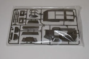 TAMIYA M8 GREYHOUND 35228 ⭐PIEZAS⭐ SPRUE CASCO SUPERIOR E INFERIOR EN C + MÁS 1/35 - Imagen 1 de 3