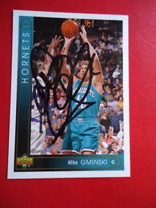 Mike Gminski - 1993 U.D. Tarjeta autografiada de baloncesto #109 - Charlotte Hornets - Imagen 1 de 2
