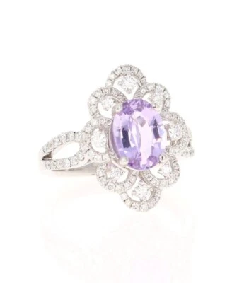Pretty Floral 2.05CT Lab-Created Amethyst & 0.85CT White Sapphire Cluster Ring - Image 1 of 4