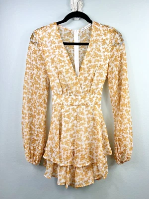 Mameluco manga larga Saints + Secrets volantes amarillo y blanco talla S Foto 1 de 4