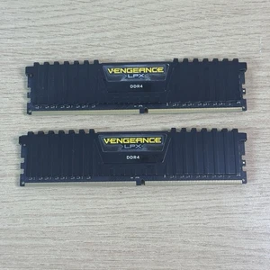 Corsair Vengeance LPX Desktop RAM 8GB (2x4GB) DDR4-2400MHZ FREE UK P&P - Picture 1 of 7