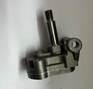 POMPA OLIO PER MOTORE LOMBARDINI 6LD325- 360- 400- 435 LDA520- 530 - Foto 1 di 3