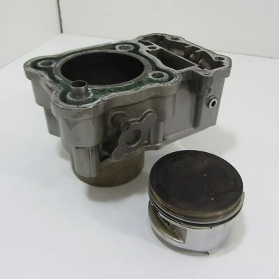 Honda XRV 750 Africa Twin RD04 EZ:91 Zylinder & Kolben Motor hinten C1209 - Bild 1 von 4