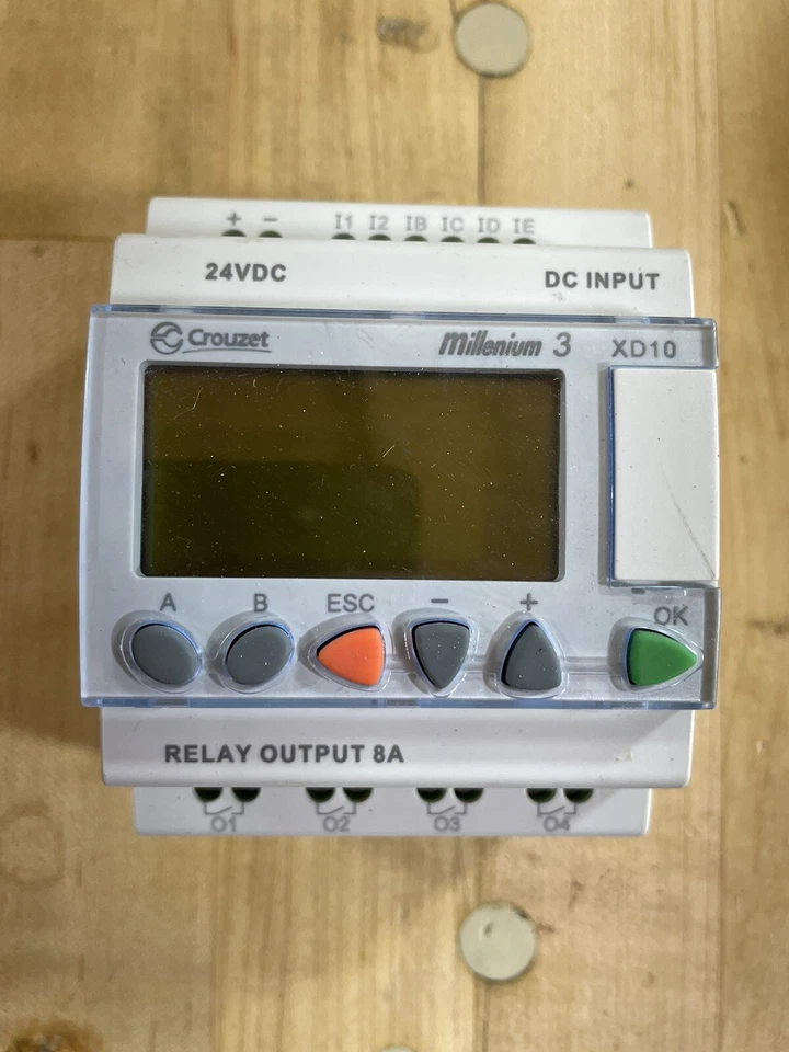 Crouzet Millenium 3 XD10 R Modulo di controllo PLC 24 V/DC Funzioni, 88970141 - Image 1 of 2