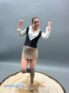 1/18 Happy Girl 9cm Resin Figurines Figures Scene Model For Cars Vehicles Toys - Picture 1 of 3