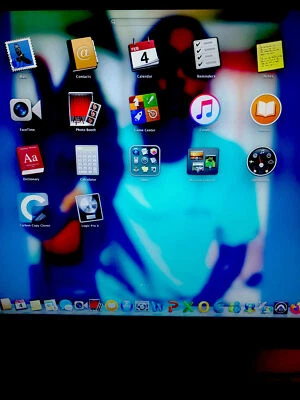 MacBook Pro A1297 17" 2009 todo el software para principiantes raperos loteralmente Foto 1 de 4